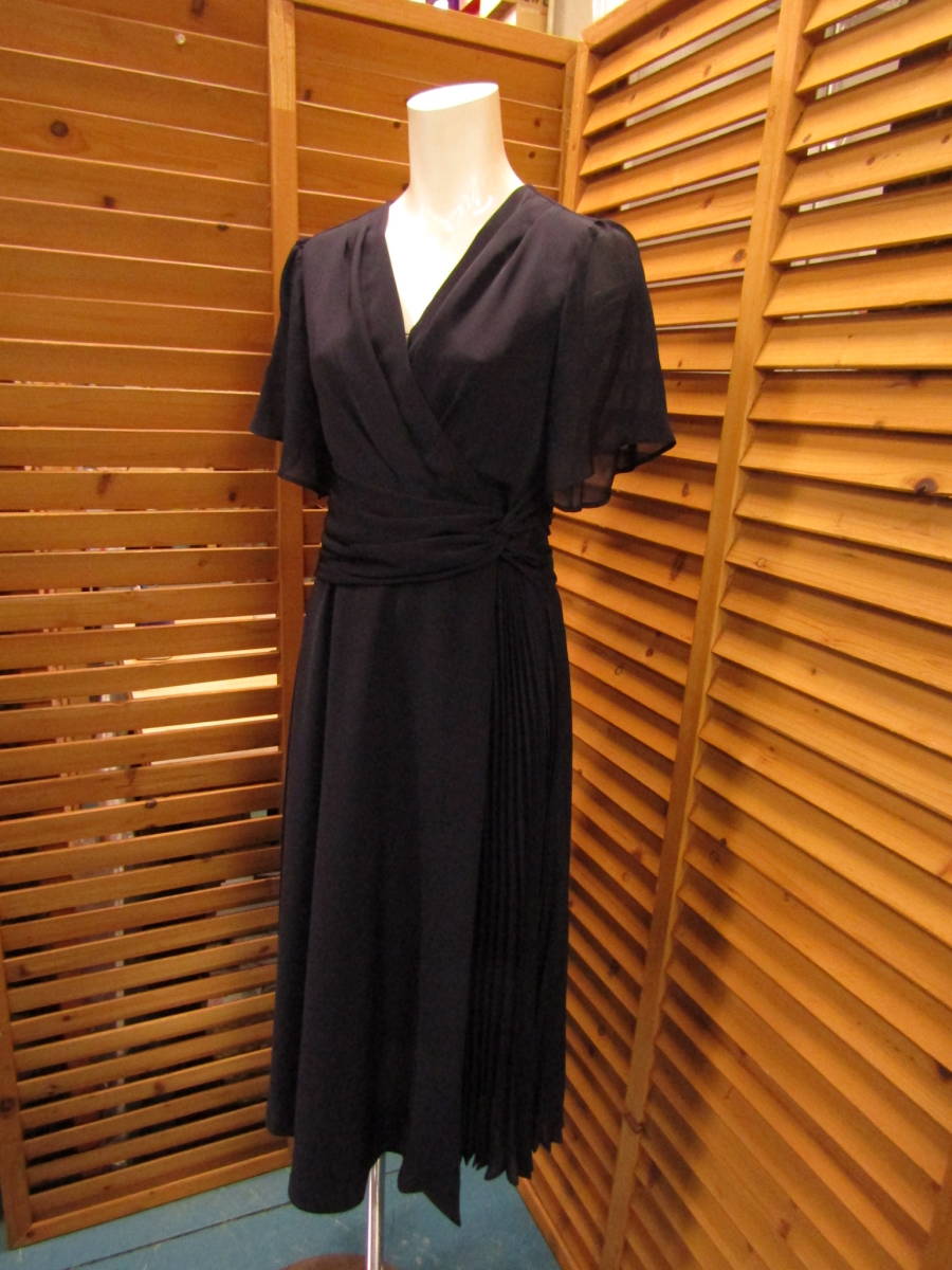 春物がお買い得☆週末限定SALE 美品☆グレースコンチネンタル