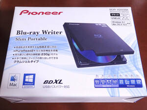 美品・使用頻度少ない Pioneer パイオニア 外付け Blu-ray ブルーレイドライブ BDR-XD05BK ブラック 付属品完備 クラムシェル