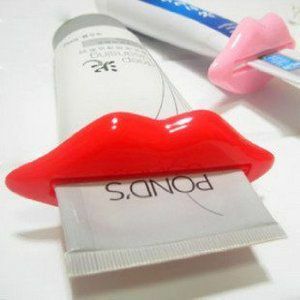 絞り器 歯磨き粉 赤い唇 2個セット