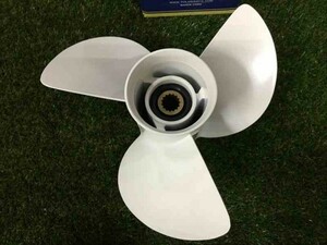  postage included!YAMAHA 50-130hp 13-5/8X13 pitch trust is possible propeller. 