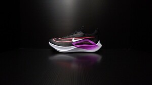 未使用品 NIKE ZOOM FLY 4 CT2392 004