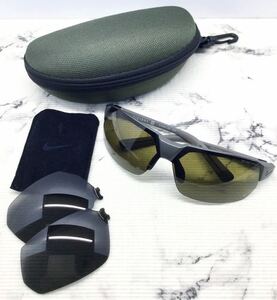 良品!!「NIKE」“VICTORY/EV0556-065-0410”プラスチックフレーム サングラス イタリア製 替えレンズ付き