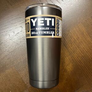 YETI ランブラー20oz タンブラー