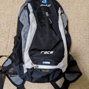deuter race ドイター レース 10L サイクルリュック バックパック ロードバイク用 サイクリング