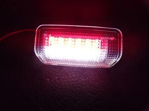 トヨタ LED２色 白点灯/赤点滅 ランクル200系 ドアランプ　カーテシランプ 　　 　