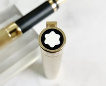 【極美品】 モンブラン 万年筆 ノブレス・オブリージュ ゴールド ペン先18k-750 細字 montblanc 純正コンバーター・外箱付き 筆記具_画像8