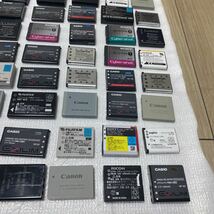 デジカメ用　バッテリー　SONY Canon OLYMPUS Panasonic パナソニック　CASIO 等　まとめて　まとめ　現状品　ジャンク品　148個_画像4