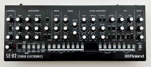 【美品】ROLAND Boutique SE-02 STUDIO ELECTRONICS シンセサイザーアナログシンセサイザー