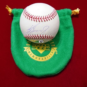 換金！！■直筆サイン入り【UDA社証明書付き直筆サインボール】Ken Griffey Jr. Autographed Inter-league Baseball MLB Official Baseball