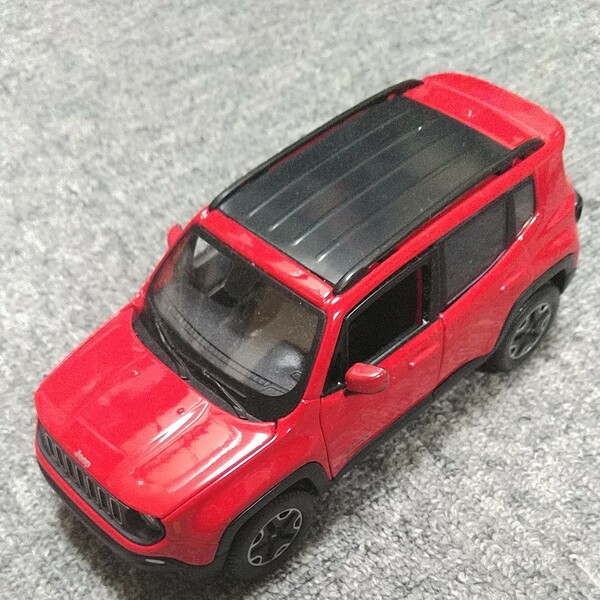 Maisto1/24 Jeep Renegade