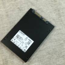 現状品　Kingston SSD KC600 256GB 2.5インチ SATA3 3D TLC NAND採用 SKC600/256G 　本体のみ_画像2