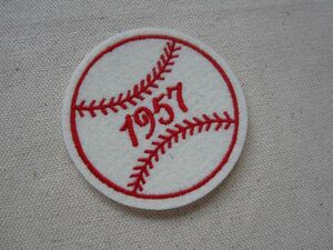 Base Ball 1957 ボール グローブ 野球 刺繍 フェルト ワッペン/アメリカ USA パッチ ビンテージ カスタム アメカジ ① 539