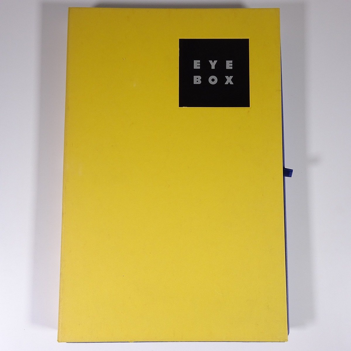 EYE BOX Drucken und visuelle Informationen im 21. Jahrhundert Comtex Co., Ltd. 1992 Großformatiges Buch in einer Box Bildverarbeitung Visuelle Effekte, usw., Kunst, Unterhaltung, Malerei, Kommentar, Rezension