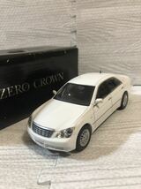 1/30 トヨタ クラウン CROWN 後期 カラーサンプル ミニカー 非売品 スーパーホワイトⅡ_画像1