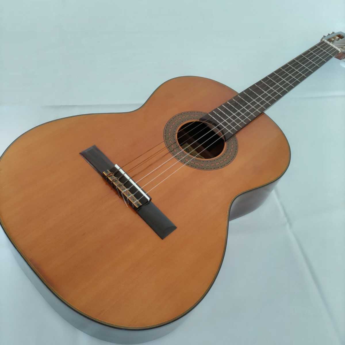 ヤフオク! -「クラシックギター 阿部保夫」の落札相場・落札価格