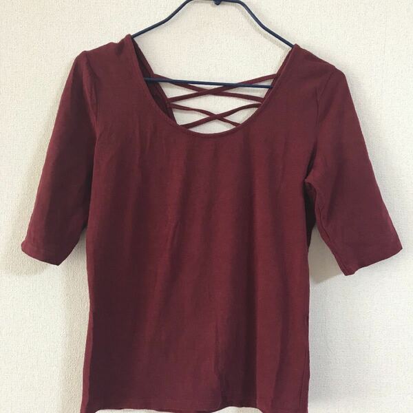 Bershka Tシャツ カットソー トップス