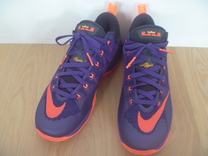 超美品 Nike LeBron XII 12 Low Court Purple/Cave Purple/Laser Orange ナイキ バッシュ レブロンジェームスUS10.5/28.5cm スニーカー