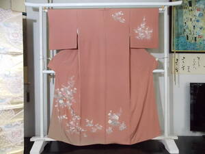 Art hand Auction Kimono Konjaku 3859 Visiting Kimono Ichikoshiji Fil véritable Yuzen peint à la main Couleur brique claire avec fleurs de printemps et d'automne, Kimono femme, kimono, Robe de visite, Prêt à l'emploi