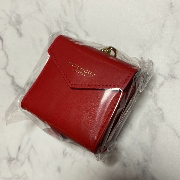 GIVENCHY RED GIFT CASE ノベルティ