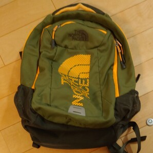 THE NORTH FACE リュック カーキ×イエロー 難