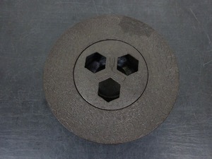 未使用品　鉄製灰皿　灰皿　金属工芸　ふた付き　直径：20ｃｍ
