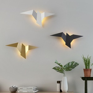 【送料無料】鳥 LED ランプ ウォールランプ 動物 アニマル 壁面照明 モダン 北欧 ユニーク ライト インテリア 寝室 リビング BK999