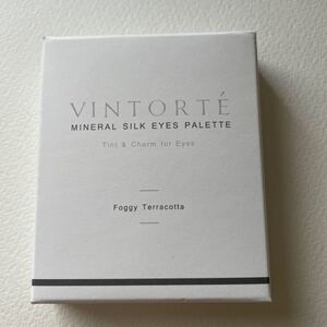 VINTORTE ミネラルシルクアイズパレット フォギーテラコッタ