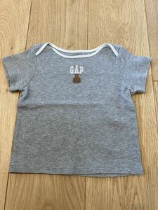 美品　babyGAP 半袖シャツ80㎝グレーくまちゃん男女兼用ベビーキッズ　出産準備　子供服　