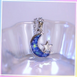 N7070/ three day month necklace moon Star pendant resin cosmos star heaven body liking san . domestic production original parts hand made 