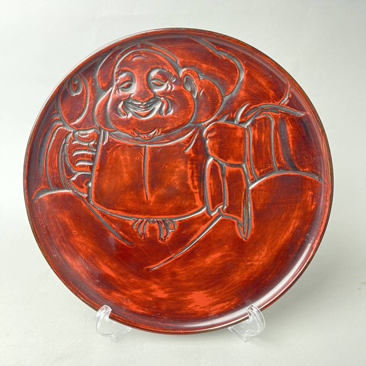 新品特売 鎌倉彫り 平皿 27cm 漆塗 木製 工芸品
