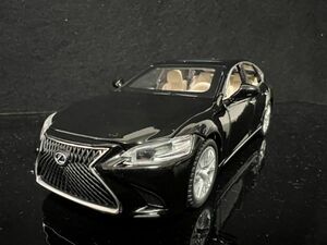 レクサス LEXUS LS500 黒 ミニカー 1/32 ブラック