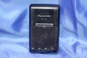 ◆5個入荷◆ Panasonic/パナソニック 単3形・単4形 充電式電池専用急速充電器 ★BQ-CC21★ 在093-2S
