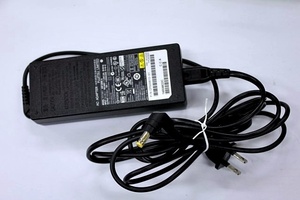 2個入荷 富士通/純正ACアダプター ◆ FMV-AC325 ADP-80RB A 19V-4.22A ノート用ACアダプタ/外径約5.5mm 内径約2.5mm◆ 富士通AC19V02Y