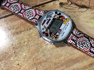 レア ヴィンテージ SEIKO セイコー ALBA アルバ DISNEY ディズニー ミッキーマウス デジタル Y755-4000 クオーツ 腕時計