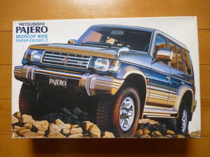 希少・新品・未開封／1/24　三菱　親パジェロ`93　1台／フジミ　No.75　MIDROOF WIDE PAJERO MITSUBISHI