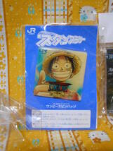 ♪ワンピースONE PIECE 新品ピンバッジセットケース入りルフィ2004＆ＪＲスタンプラリー珍獣島チョッパ-王国2002＆フジテレビ限定2011_画像5