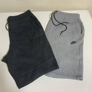 売切り！2セット売り NIKE / ナイキ Tech Fleece Short Pants Black size : XL Grey size : XXL 保管品 美品