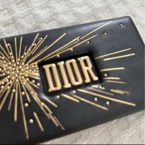 クリスチャンディオールシグネチャーアイ&リップパレット限定品