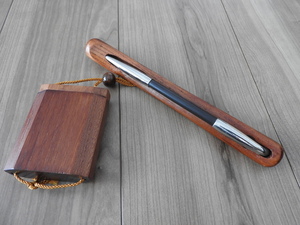 ** leaf volume case pipe wood wooden pipe put cigar supplies smoke .**