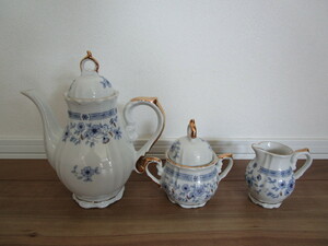 **Fine China K&B ceramics pot sugar pot milk pitcher 3 point set **