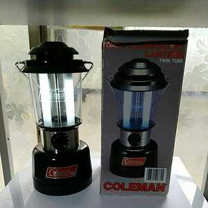 送料無料(M1605)Coleman コールマン 電池式ランタン ランタン 5344-700J 蛍光灯ランタン