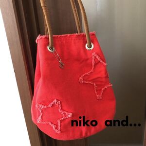 niko and... ニコアンド 星柄キャンバス地バッグ
