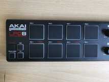 AKAI LPD8 LAPTOP PAD CONTROLLER アカイ ラップトップ パッド コントローラー 動作未確認　現状販売_画像2