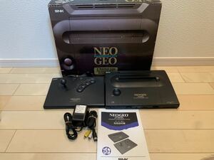 NEOGEO SNK ネオジオロム　NEO・GEO ROM コントローラー　本体　箱　説明書　ACアダプター　接続ケーブル　中古動作確認済み