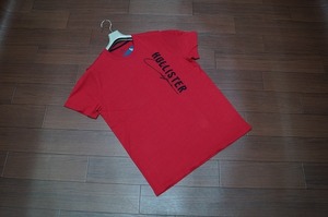 Hollister 縦 ロゴ刺繍 Tシャツ 半袖/M/レッド/赤/アップリケ刺繍 ワッペン刺繍 メンズ Tシャツ アバクロ a&f カットソー