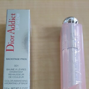 Christian Dior アディクトリップグロウ 001
