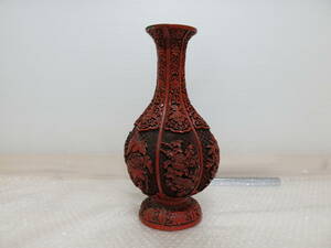 中国 古玩 古美術 花瓶 堆朱　高さ31㎝