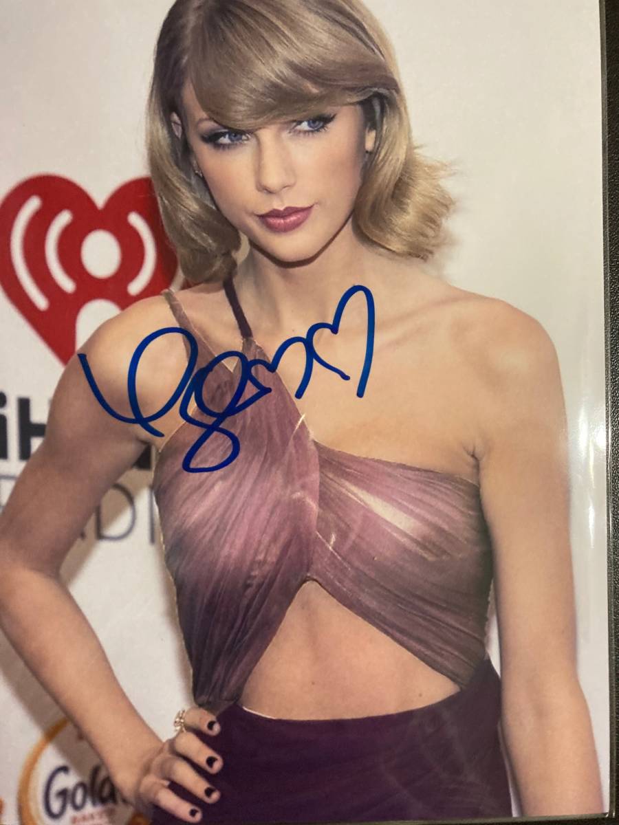 テイラー・スウィフト直筆サイン入り超 特大写真…グラミー賞アーチスト