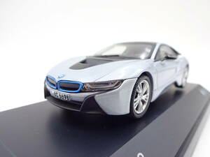 0521-61　1/43　BMW i8　80422336837　ロニックシルバー　ケース割れあり