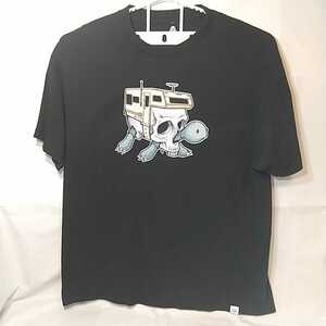 zcl-04♪アメリカ古着UPPER PLAY GROUND アッパープレイグラウンドイラスト Tシャツ USサイズ－3XL ブラック